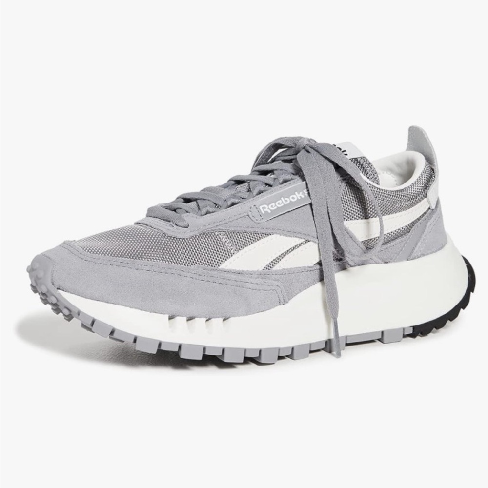 Reebok Classic Legacy Sneaker Grey Size 8.5  mens / women’s 10 wore once